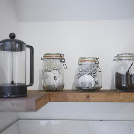 Вилла The Old Cook'S House Hindhead Экстерьер фото